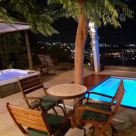 Villa Naomi'S Rosch Pina Zimmer foto
